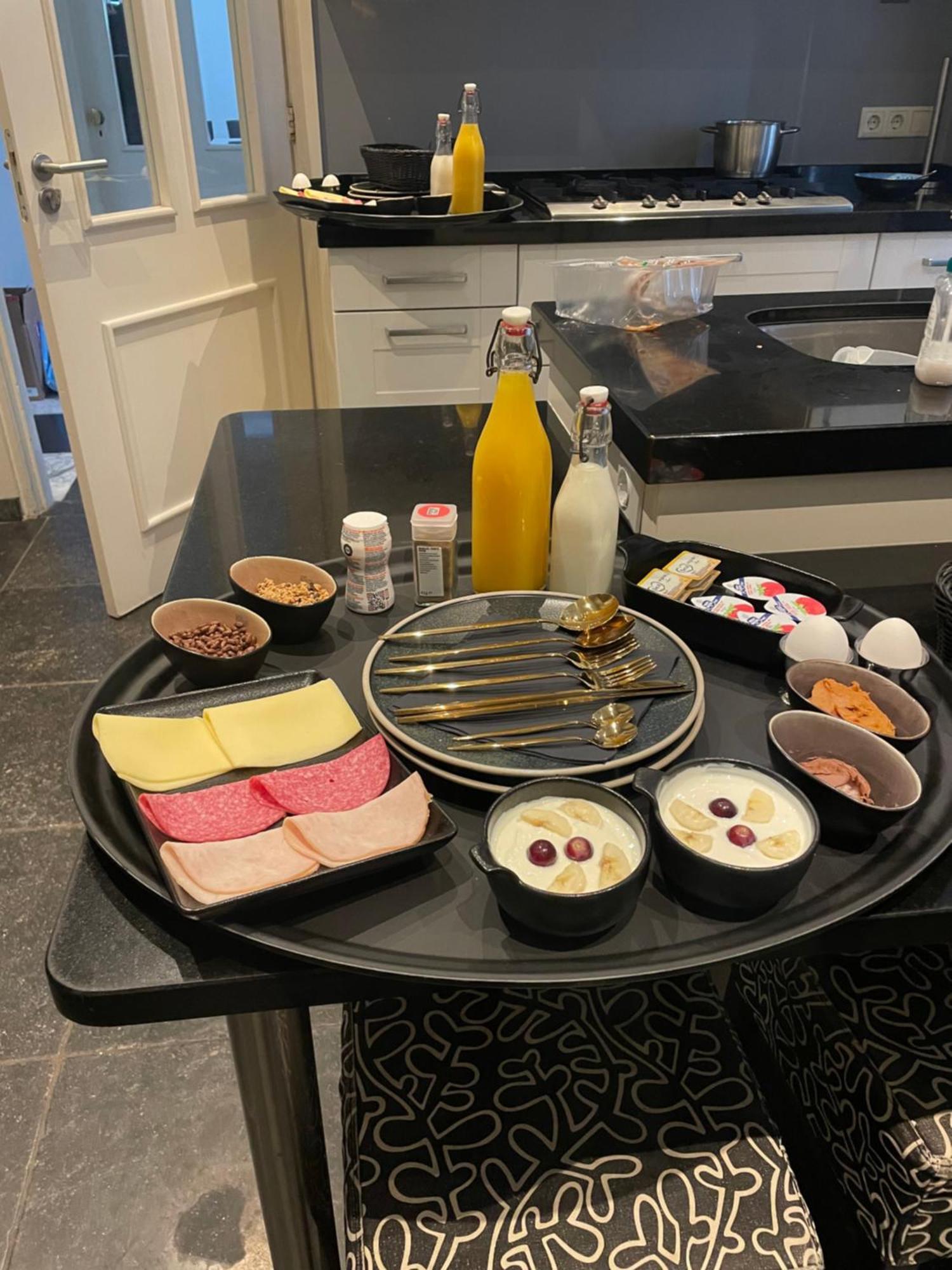 Hush Bed & Breakfast Helmond Esterno foto