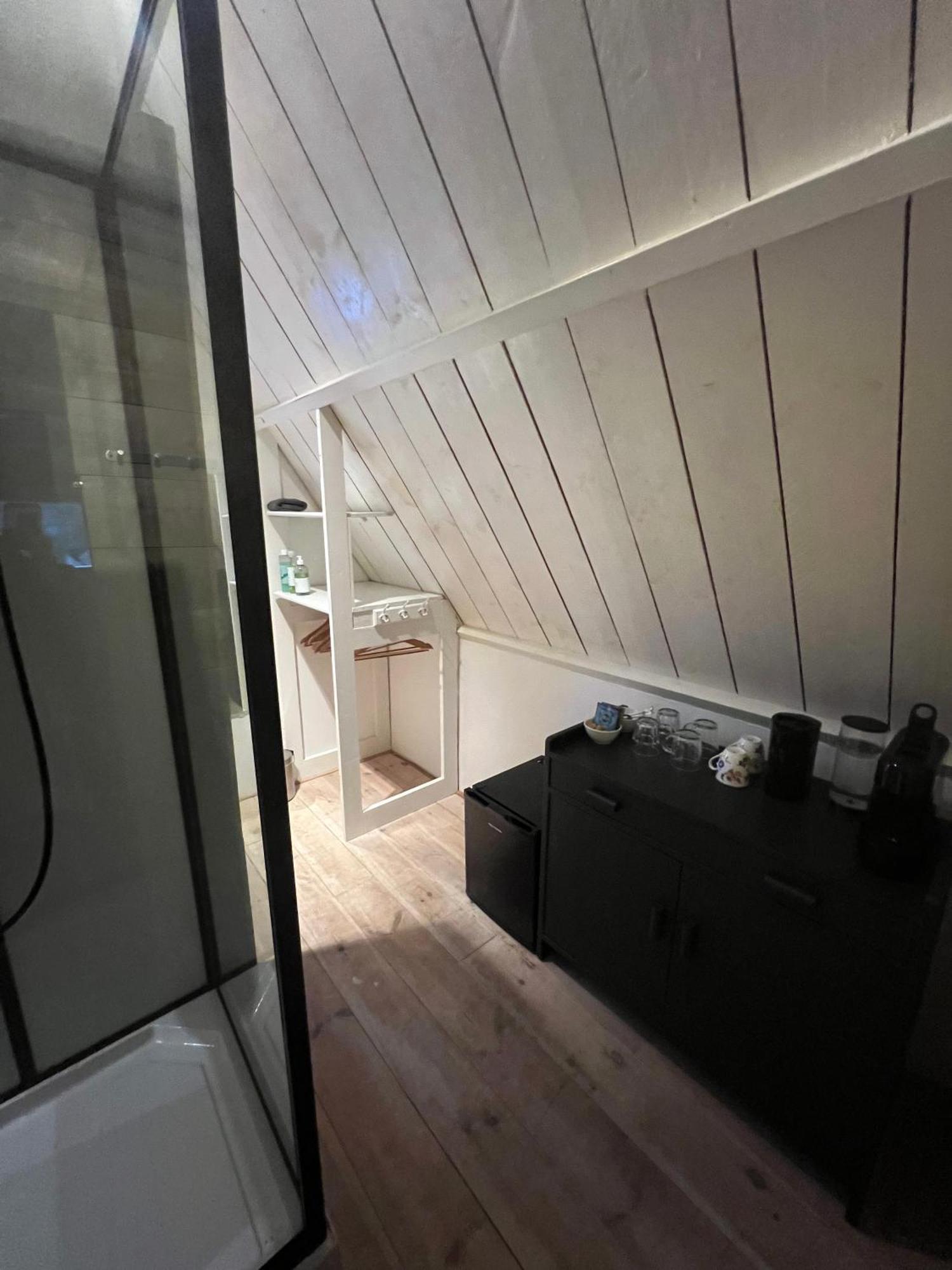 Hush Bed & Breakfast Helmond Esterno foto
